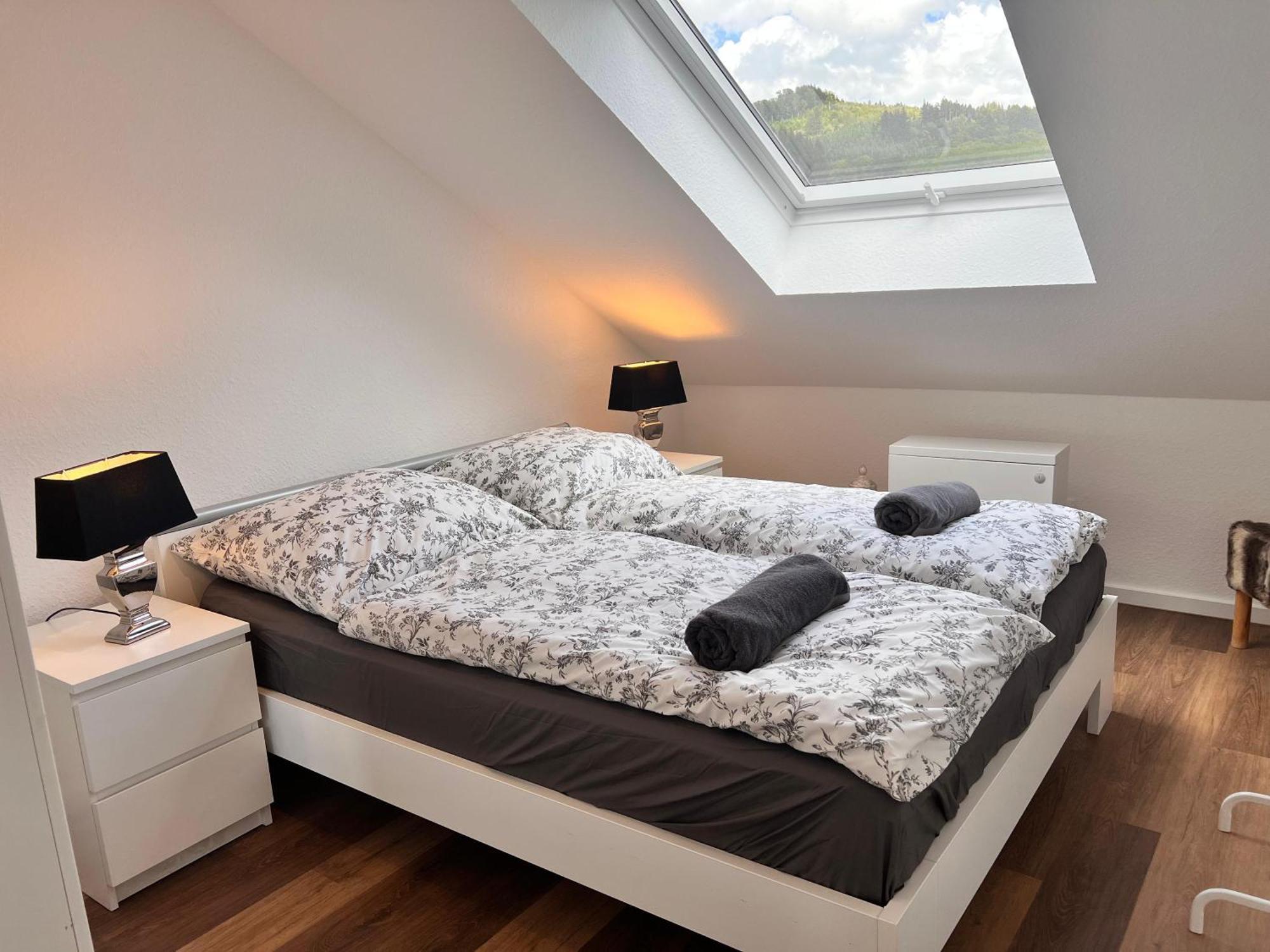Gemuetliche 3-Zimmer-Wohnung Mit Panoramablick Und Kostenlosem Ueberdachten Parkplatz Winterberg Ngoại thất bức ảnh